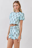 CT10047-Scalloped Detail Floral Print Crop Top
