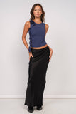 BROCHE ON SLEEVELESS TANK TOP