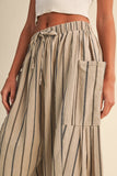 IP1539 STRIPED SIDE POCKET LOOSE RELAXED FIT CROPPED PANTS