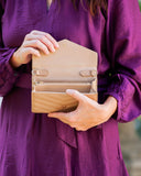 Carlington Clutch/Crossbody Pearl VQ