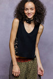 Sleeveless V neck star patch on side knit top