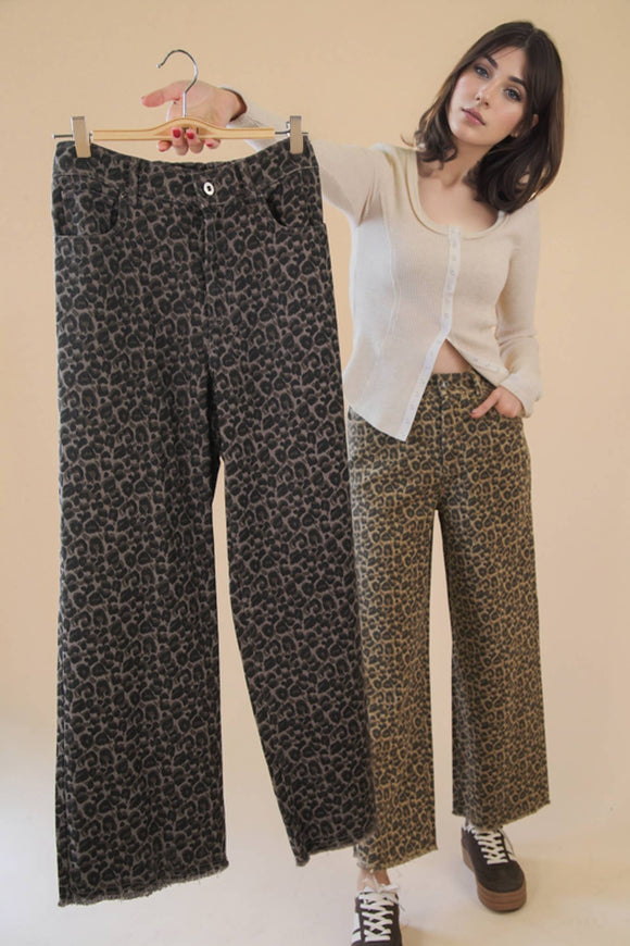 NP70730-Leopard Printed Marine Straight Pants