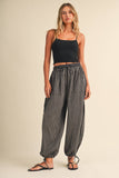 IP1530-B STRIPED DOUBLE GAUZE CONTRAST POCKET BALLOON PANTS