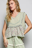 V-neck Floral Pattern Trim Ruffle Rib Knitted Sleeveless Top
