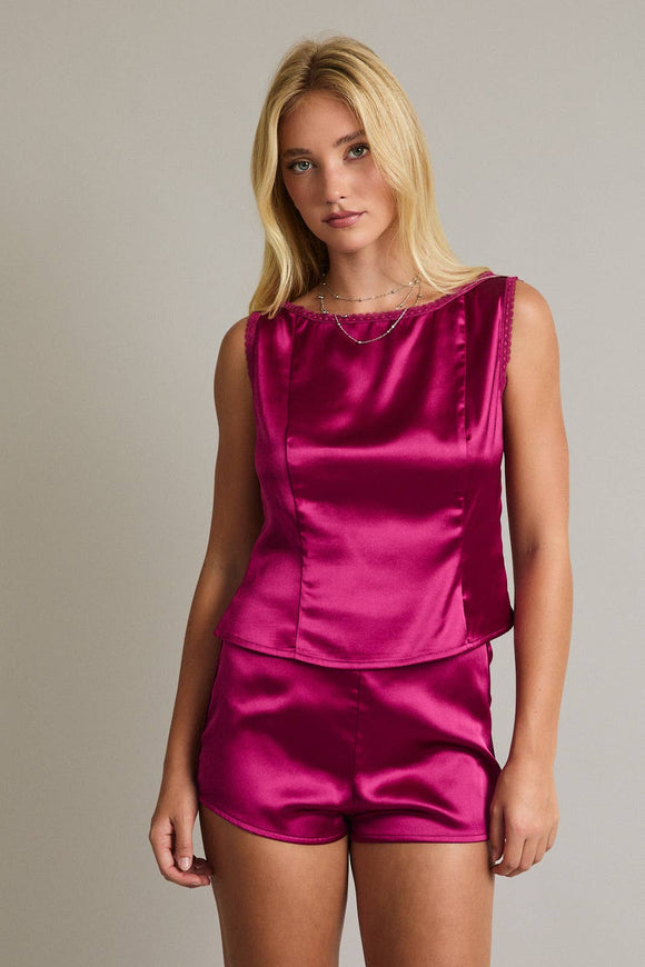SATIN BOAT NECK TOP WITH SIDE ZIPPER WITH FLOWY SHORT