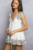 V-neck Thermal Lace Contrast Ruffle Floral Print Sleeveless