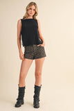 IP1423 LEOPARD PRINTED DENIM SHORTS