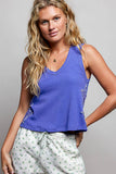 Sleeveless V neck star patch on side knit top