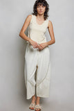 Sleeveless V neck star patch on side knit top